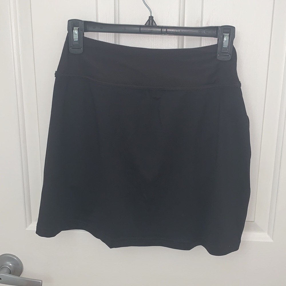 Skort - Picture 2 of 3